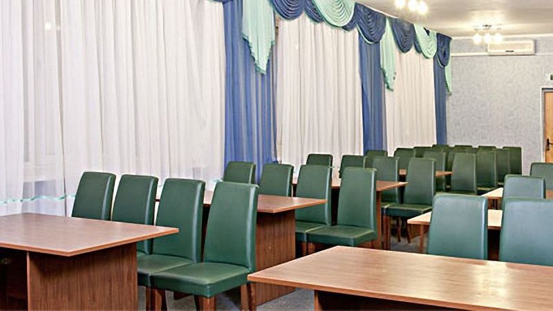 Kozatsky On Antonova Hotel Kiev Bagian luar foto